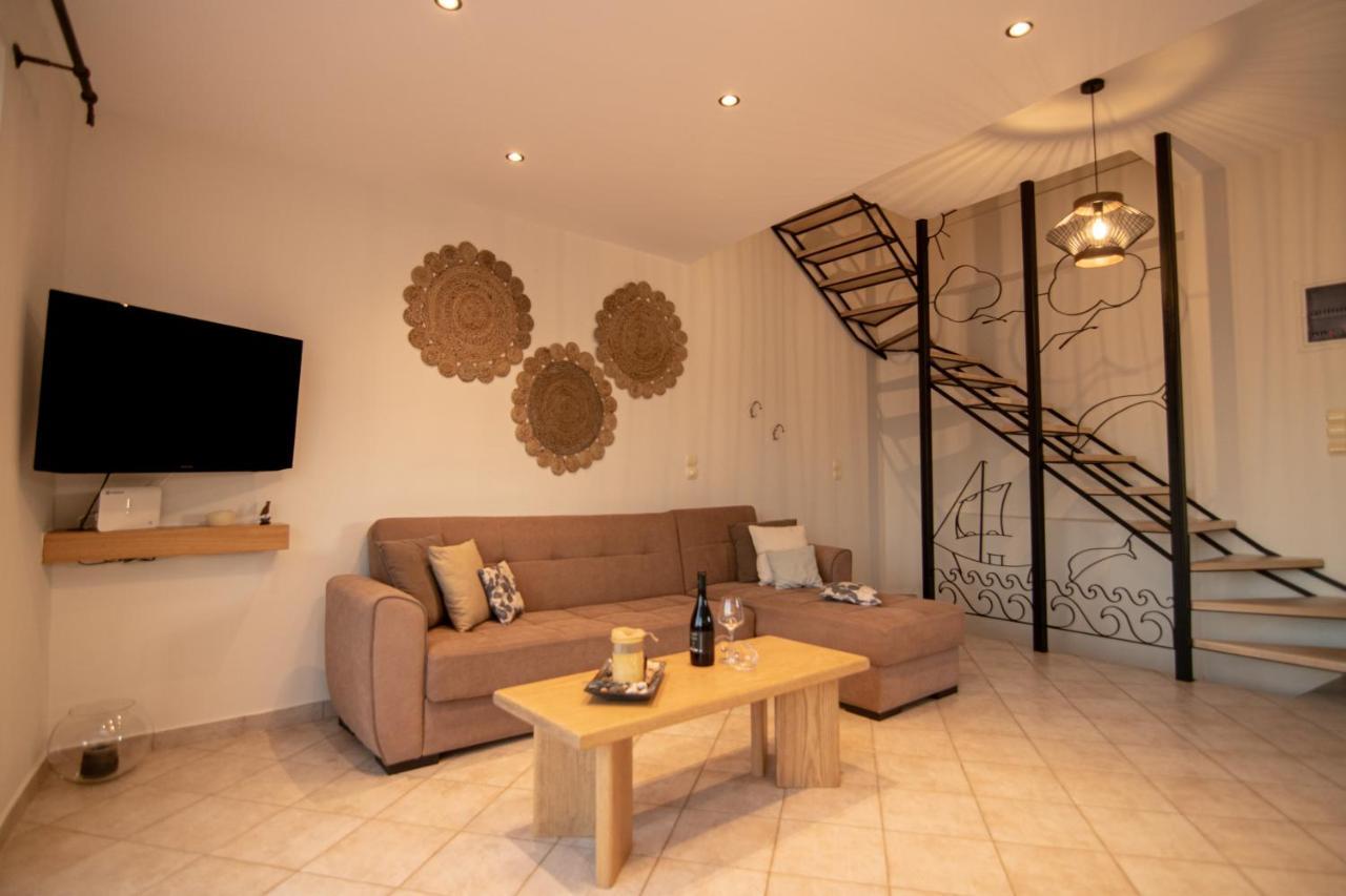 The Island House - Family Size Apt - Overlooking The Aegean - 3 Steps From The Beach Mochlos Dış mekan fotoğraf